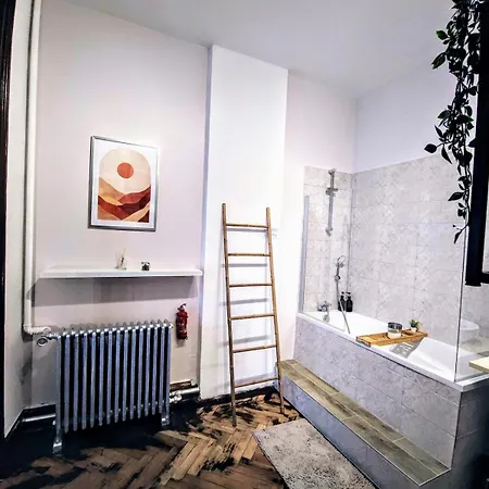 Dunes 2, Bright Ground Floor *