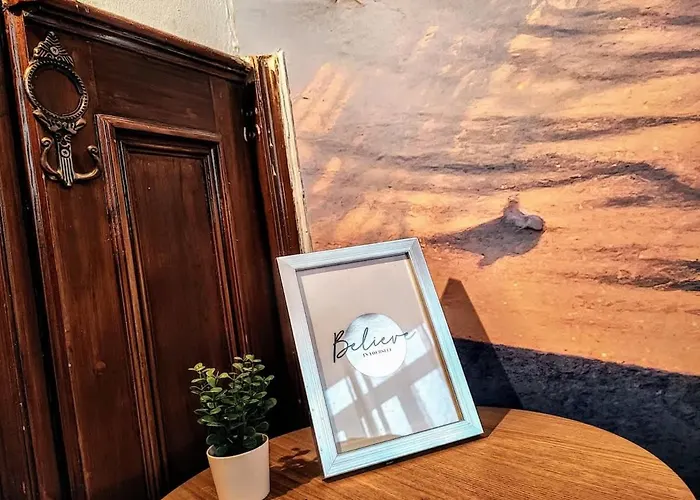 Dunes 2, Bright Ground Floor *