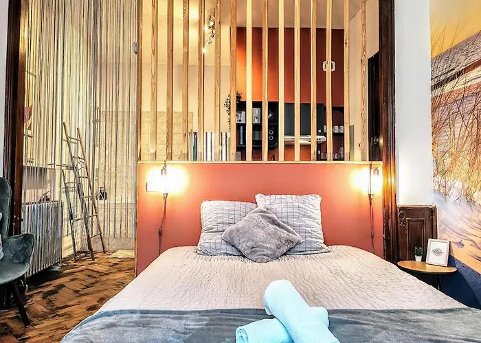 Dunes 2, Bright Ground Floor Roubaix